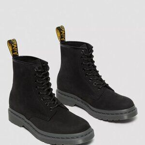 NWOT Doc Martens 1460 Mono Milled Nubuck Leather Lace Up Boots